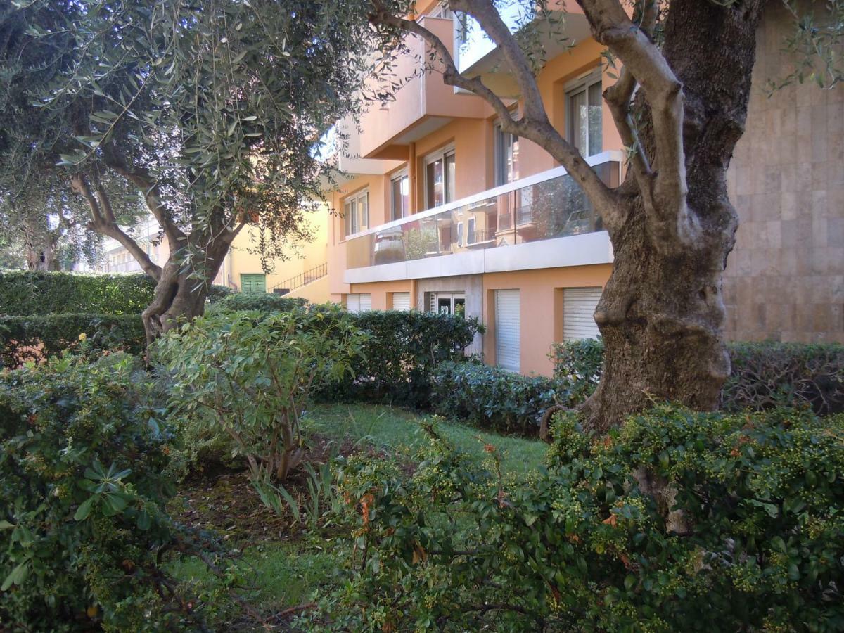 Residence Le Mediterranee Ментона Экстерьер фото